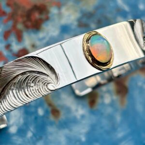 【特注品】6×8mmオパール/K18覆輪・ナル＆ライジングラー12mmバングル